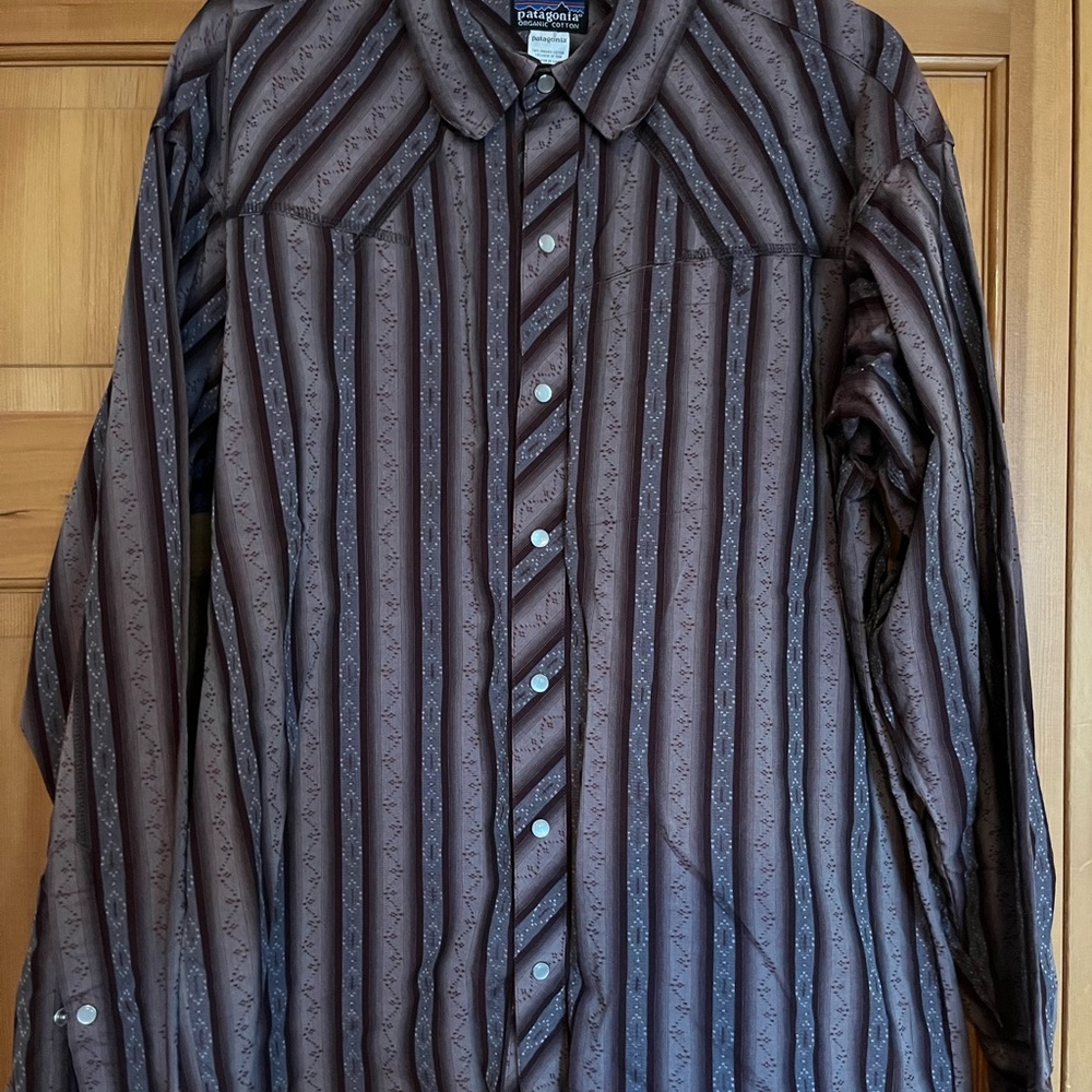Men’s Western style snap front Patagonia Shirt